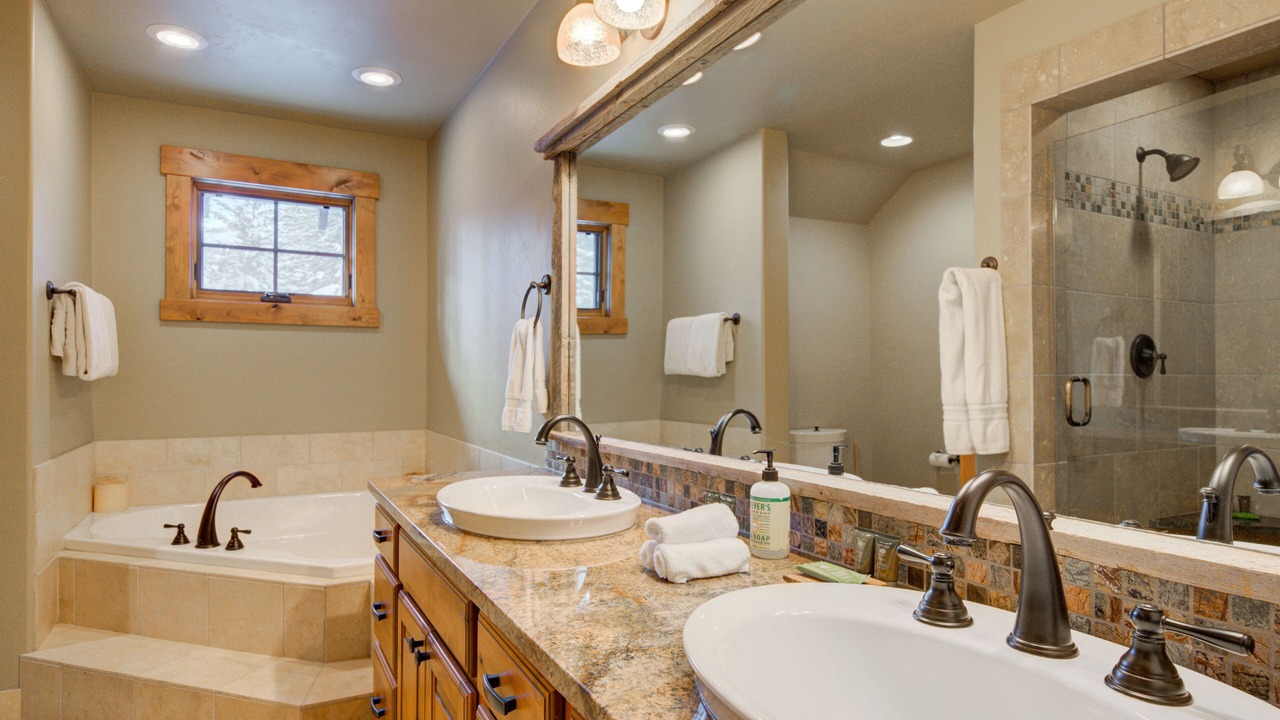 Photo of Bathroom in Powder Ridge