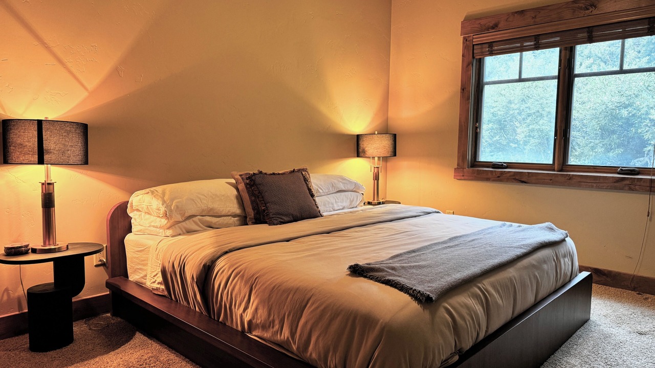 Photo of Bedroom in Powder Ridge