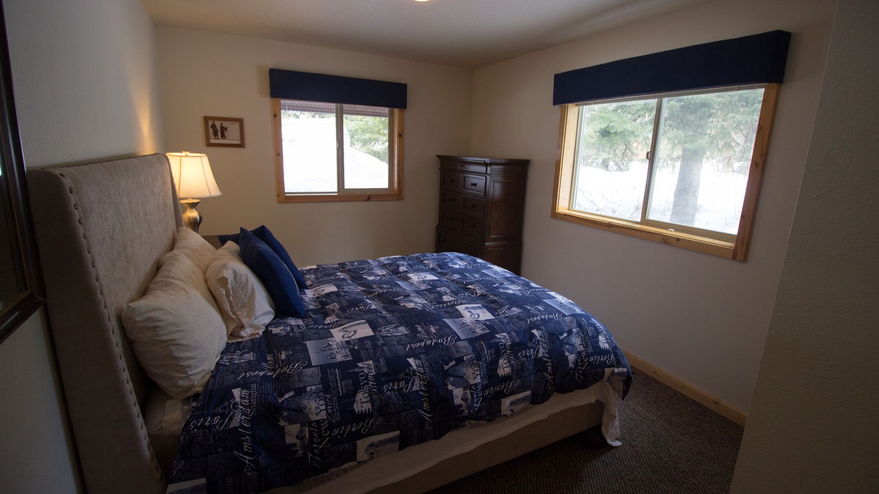 Photo of Bedroom in Wagon Wheel