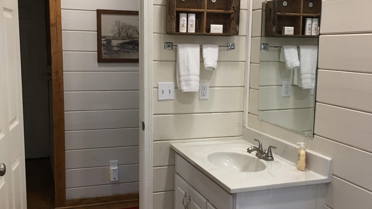 Photo of Bathroom in Marion