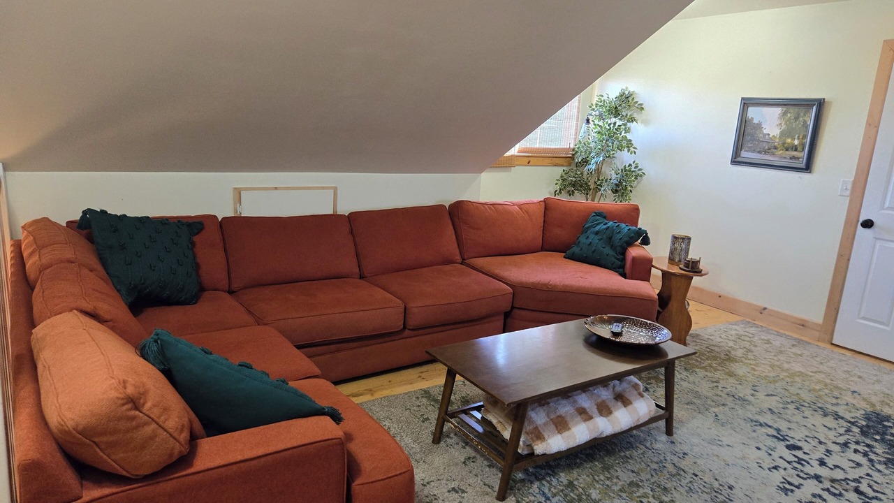Photo of Livingroom in Monroe