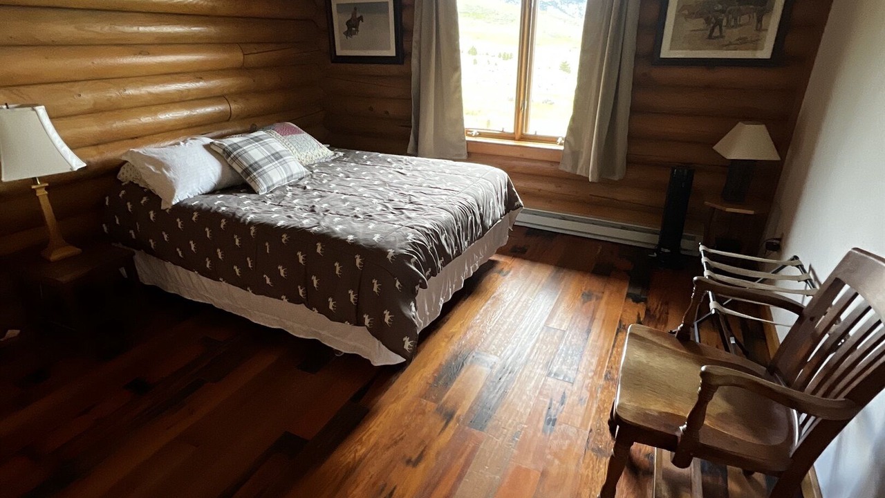 Photo of Bedroom in Harrison