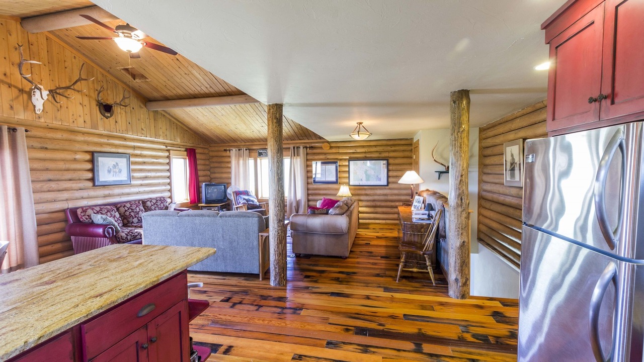 Photo of Livingroom in Harrison