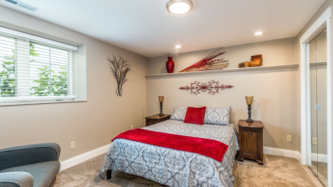 Photo of Bedroom in West End