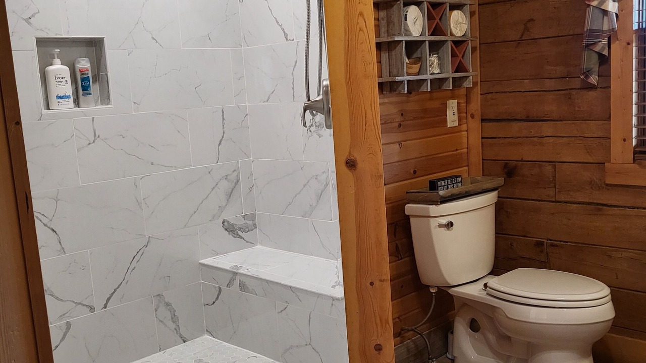 Photo of Bathroom in Nelsonville