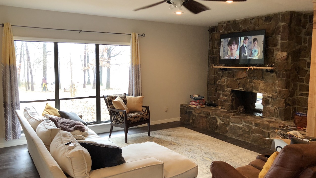 Photo of Livingroom in Russellville