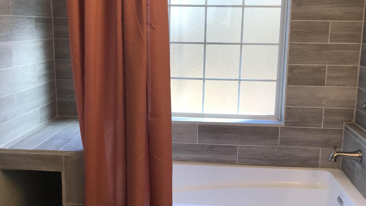 Photo of Bathroom in Russellville