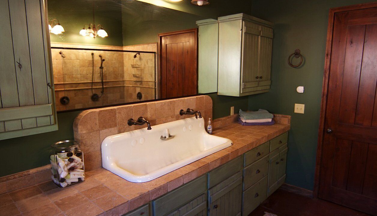 Photo of Bathroom in Grover