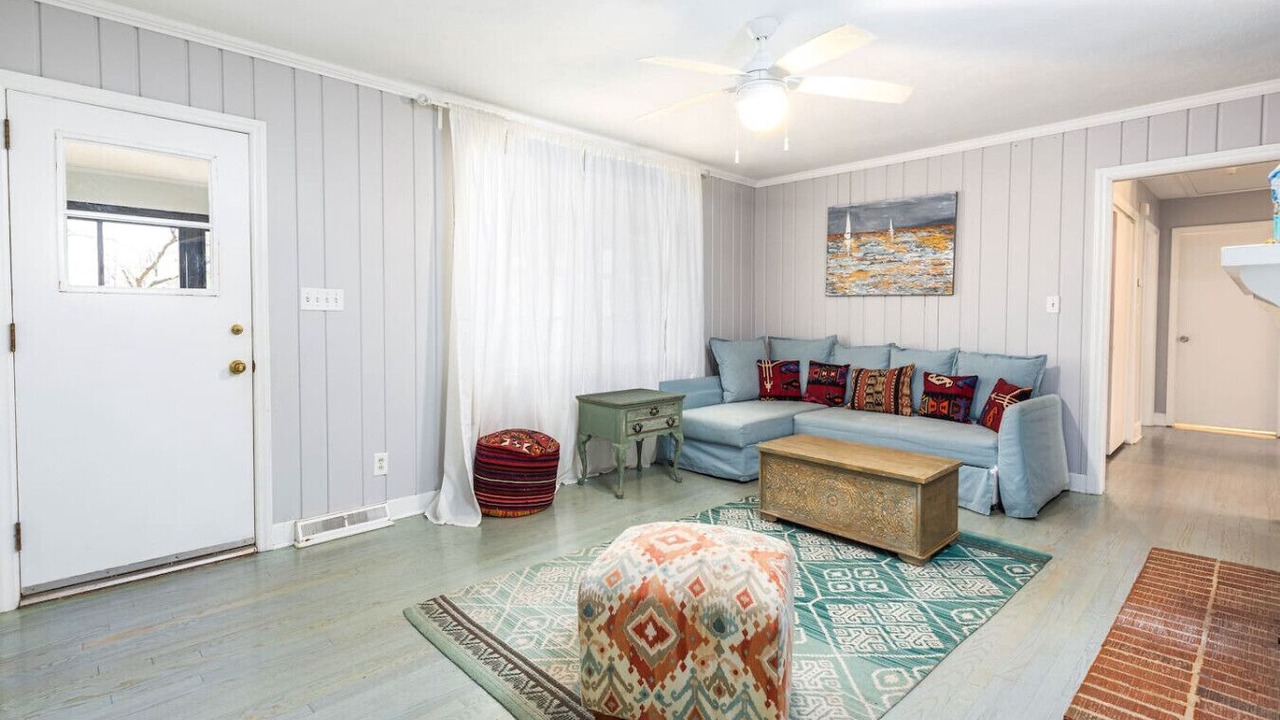 Photo of Livingroom in Charlotte