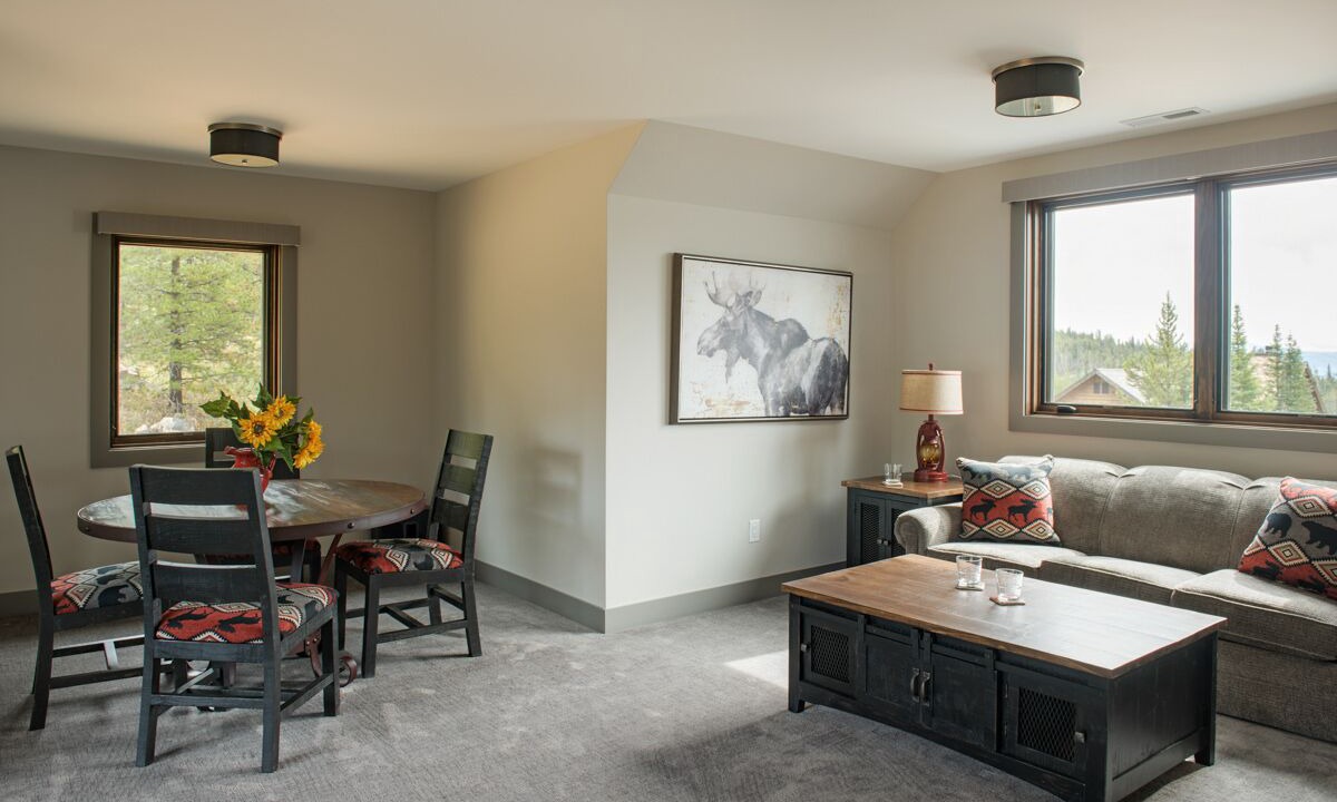 Photo of Livingroom in Big Sky