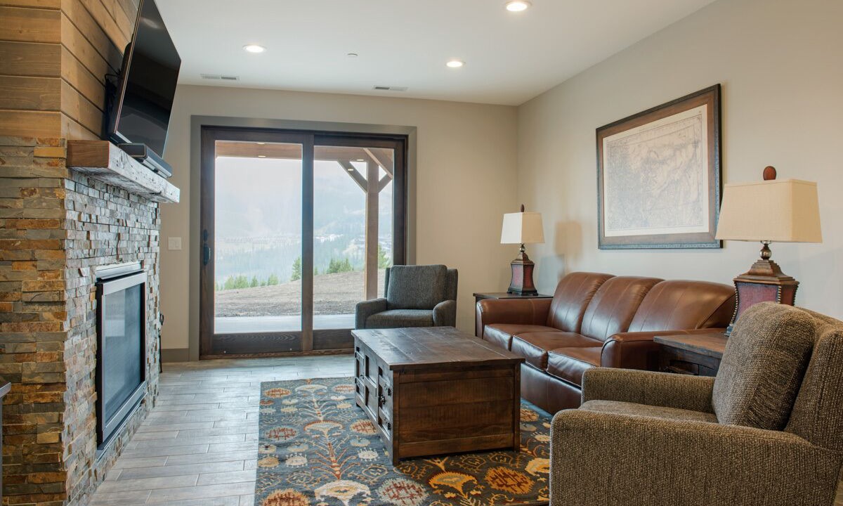Photo of Livingroom in Big Sky