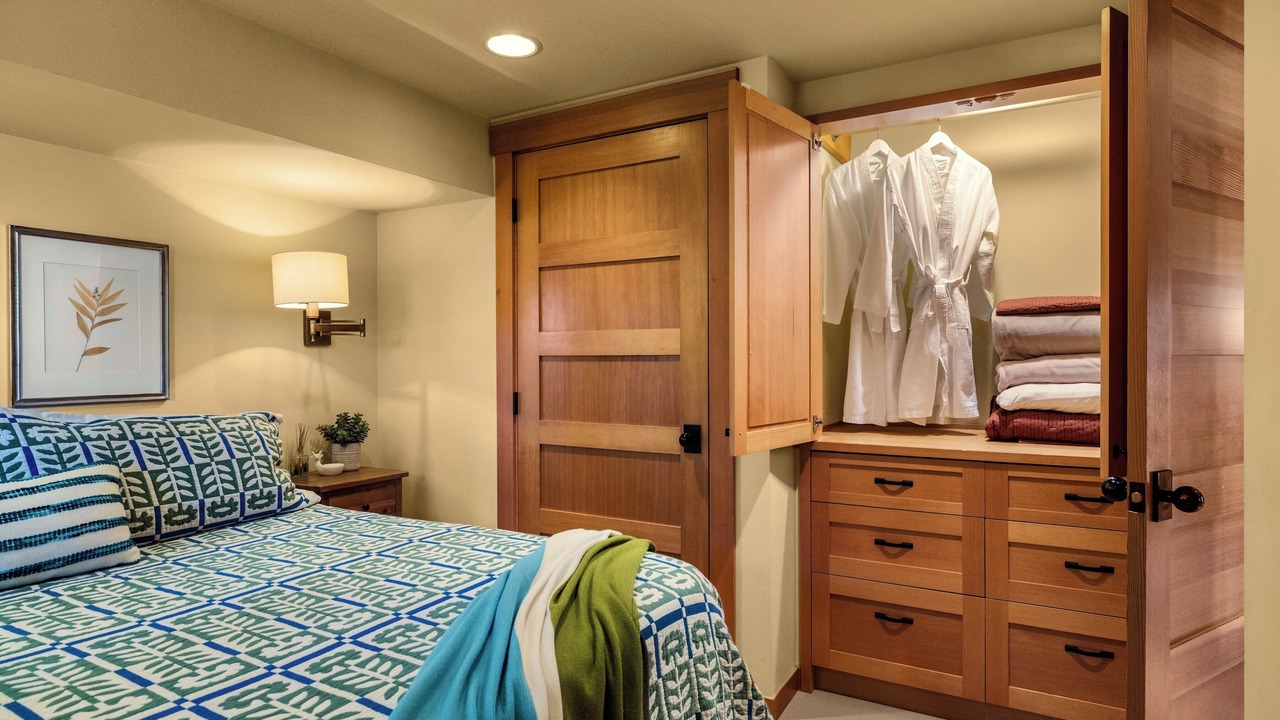 Photo of Bedroom in Lakeside