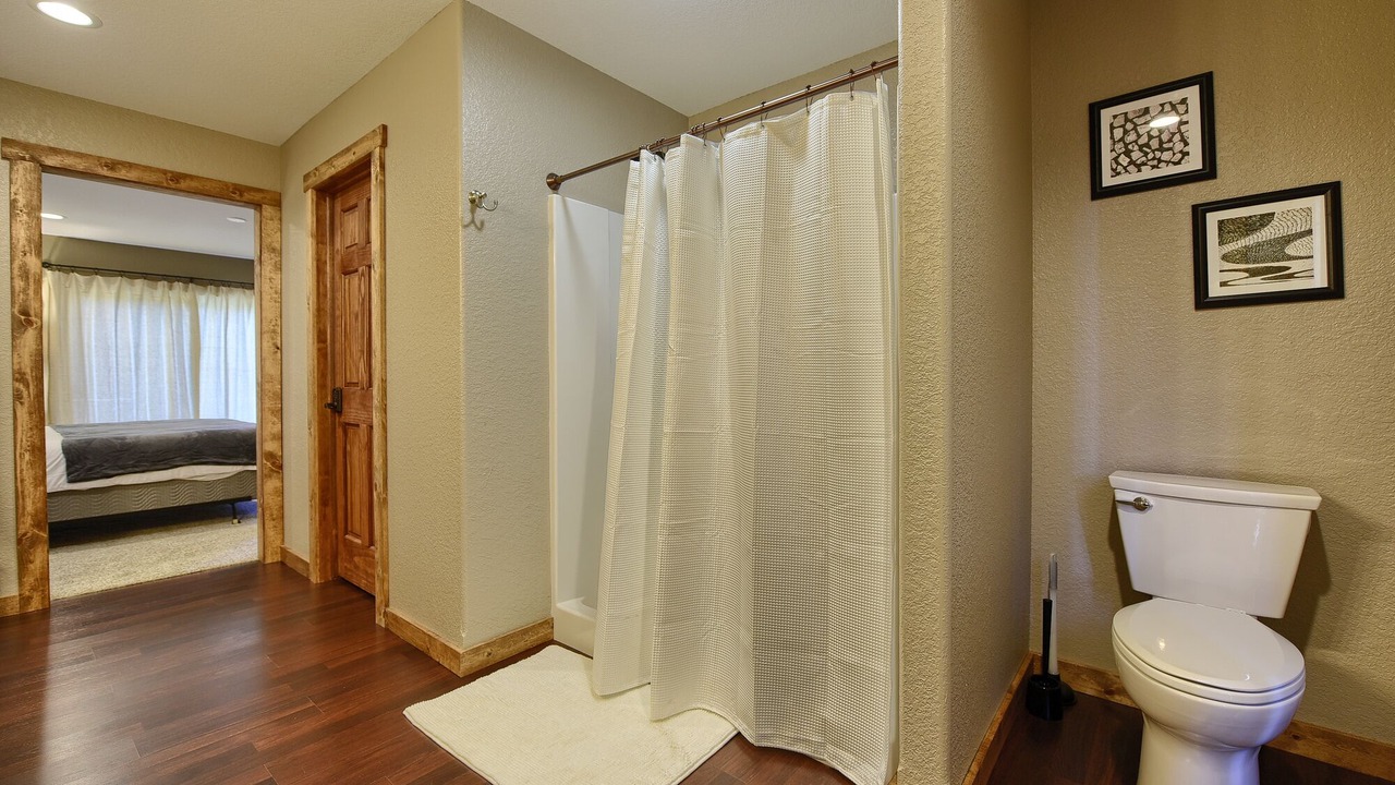 Photo of Bathroom in Deadwood