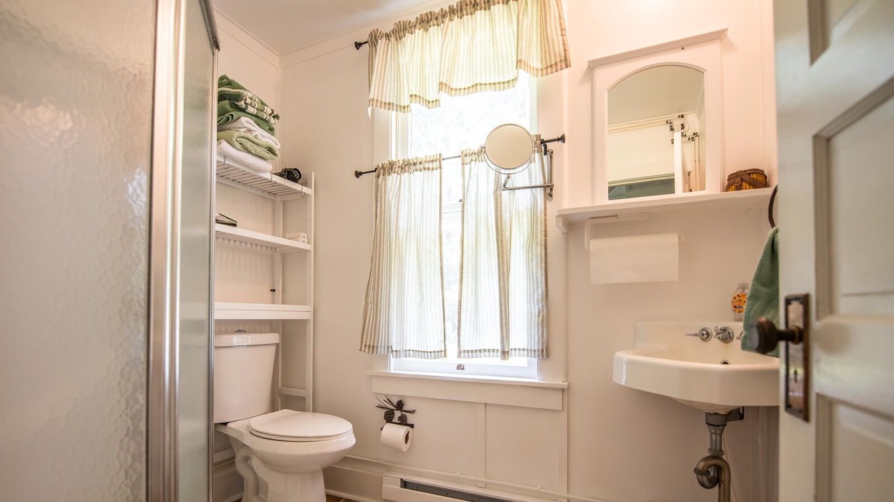 Photo of Bathroom in Eagles Mere