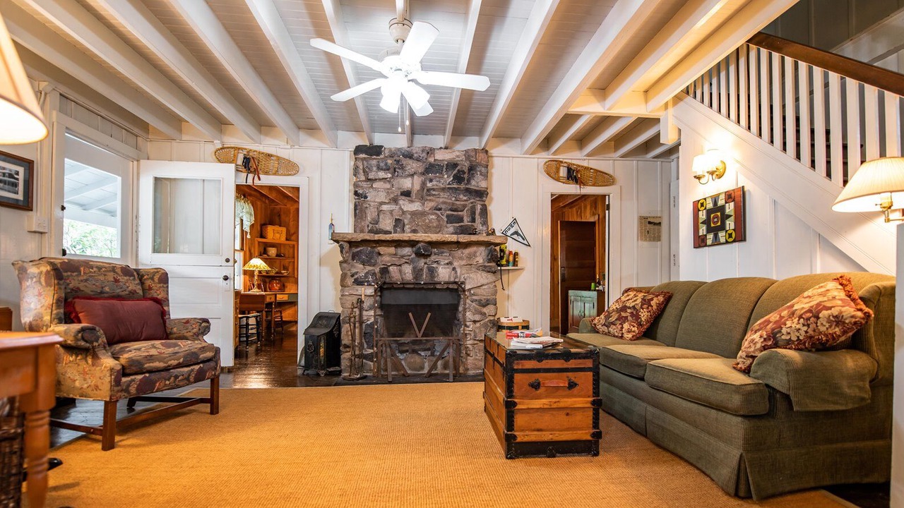 Photo of Livingroom in Eagles Mere