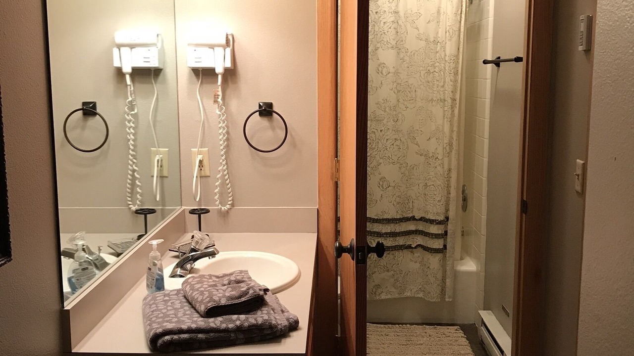 Photo of Bathroom in Big Horn