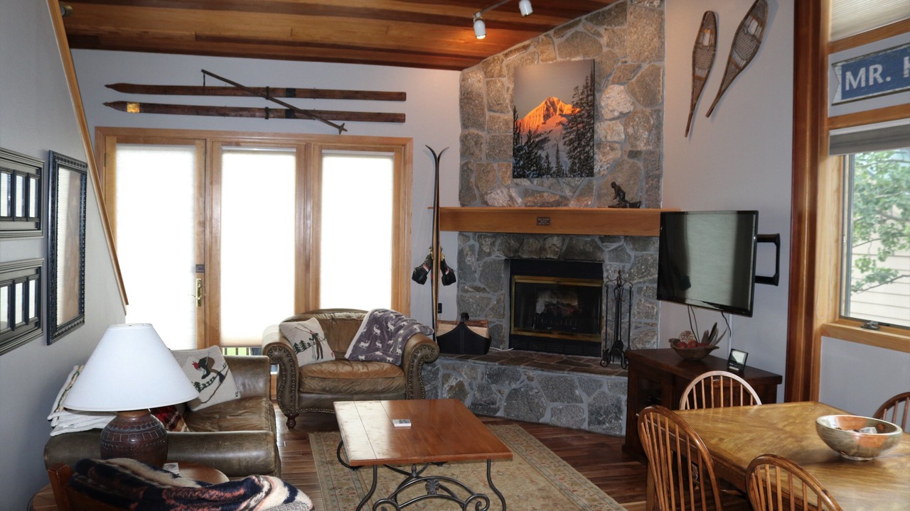 Photo of Livingroom in Big Horn