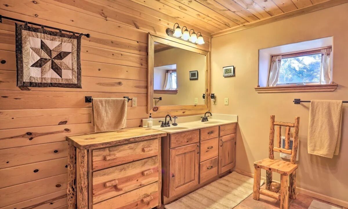Photo of Bathroom in Hot Springs