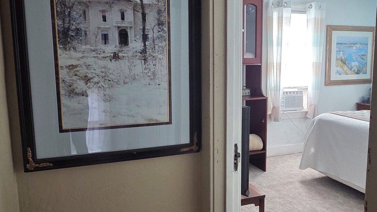 Photo of Bedroom in Lorain