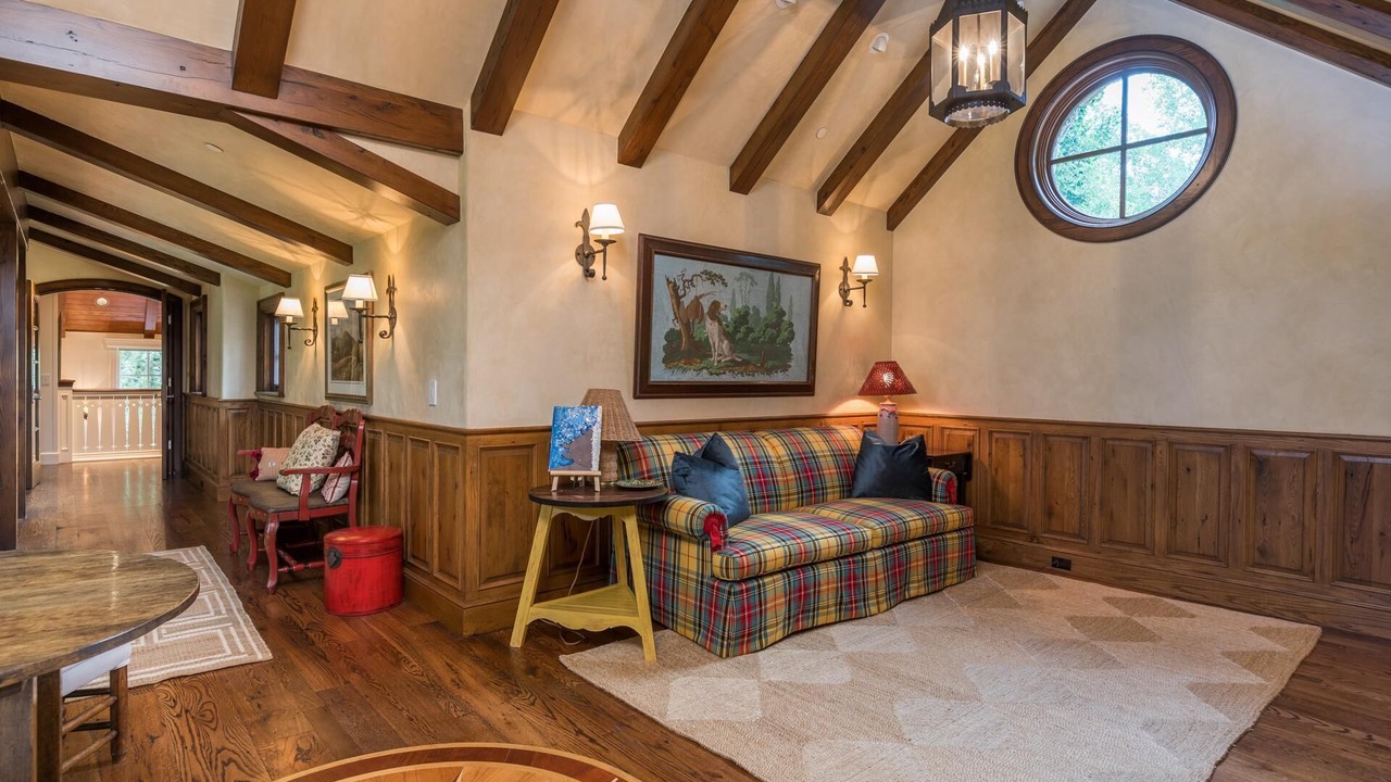 Photo of Livingroom in Hailey