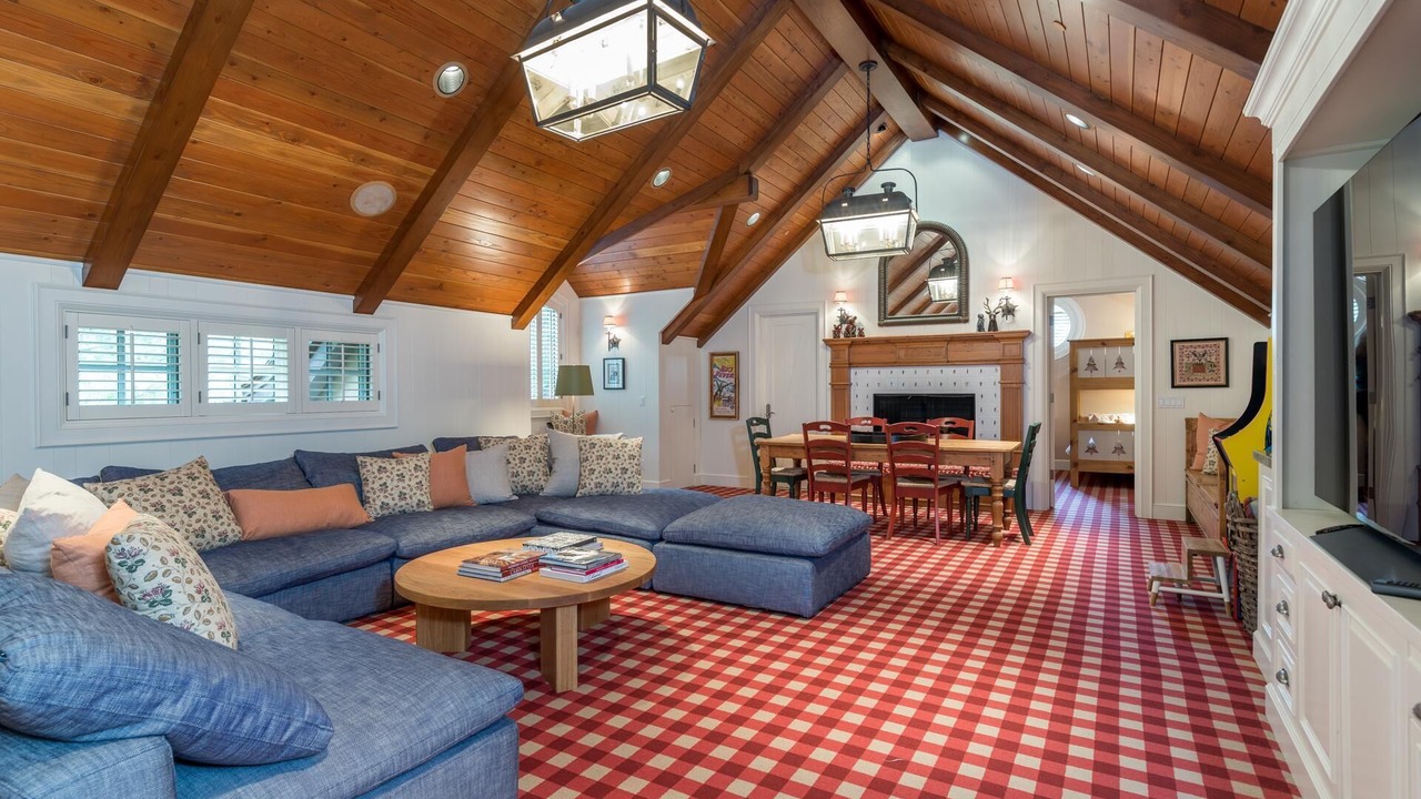 Photo of Livingroom in Hailey