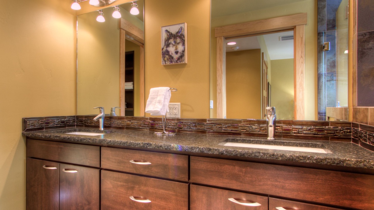 Photo of Bathroom in Big Sky