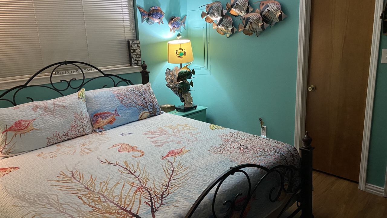 Photo of Bedroom in Terramar Beach