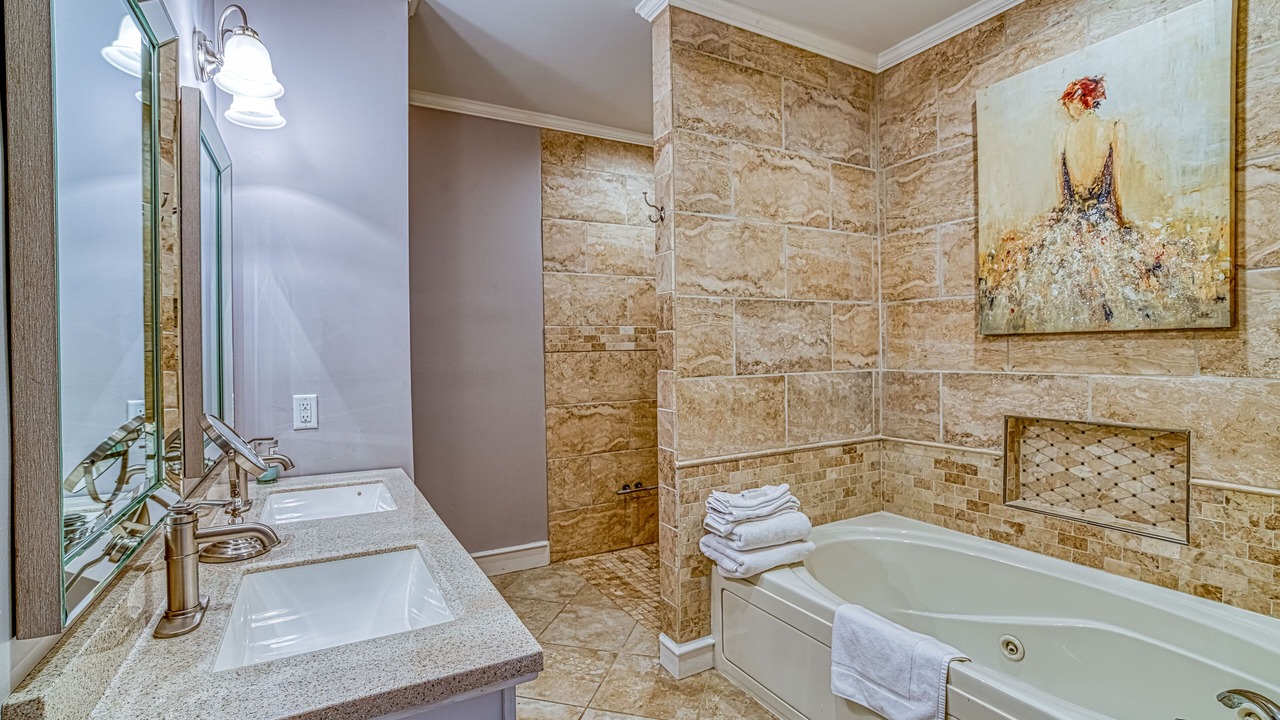 Photo of Bathroom in Counce
