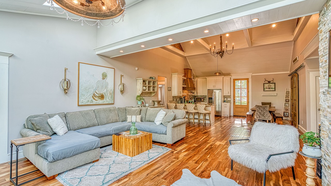 Photo of Livingroom in Counce