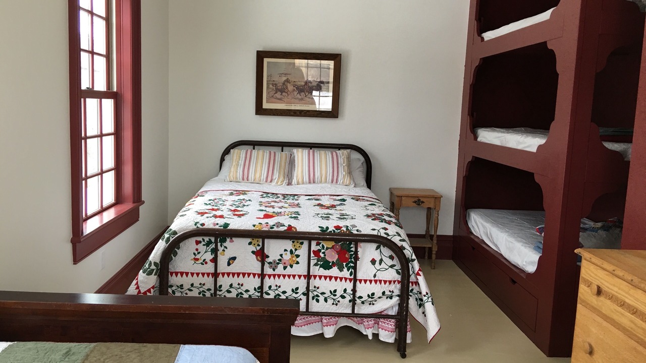 Photo of Bedroom in Spring City