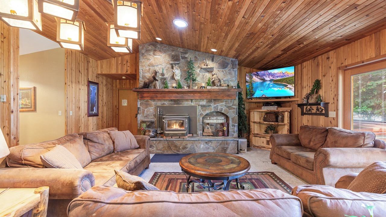 Photo of Livingroom in Spirit Lake