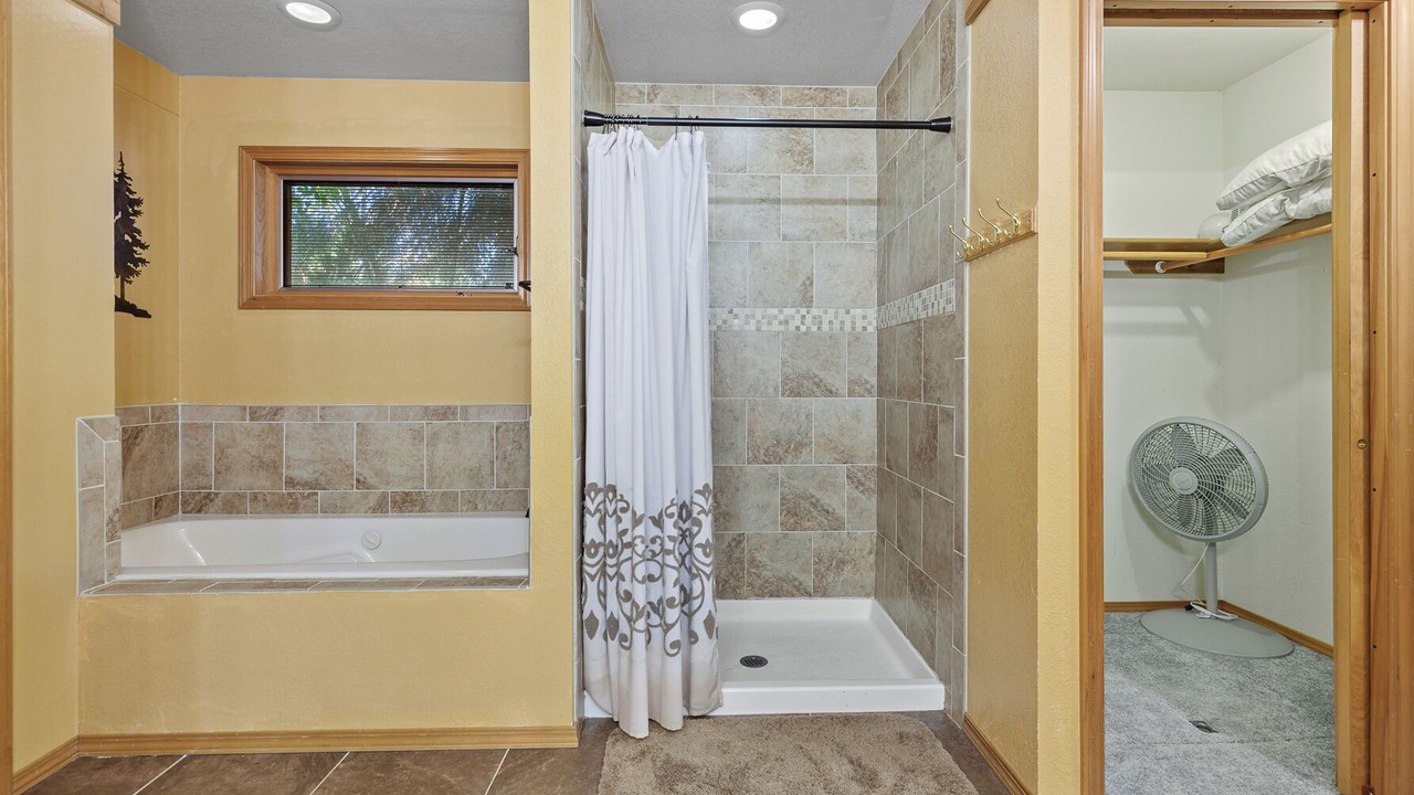 Photo of Bathroom in Spirit Lake