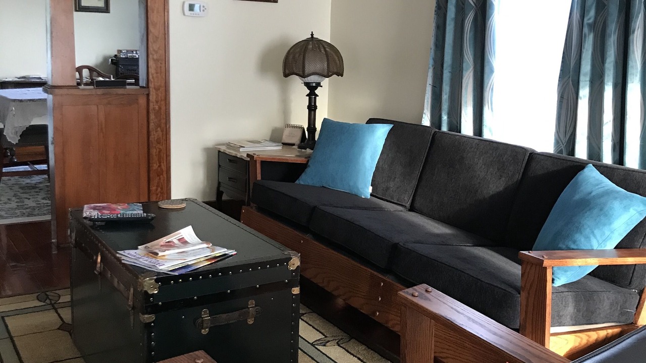 Photo of Livingroom in West Liberty