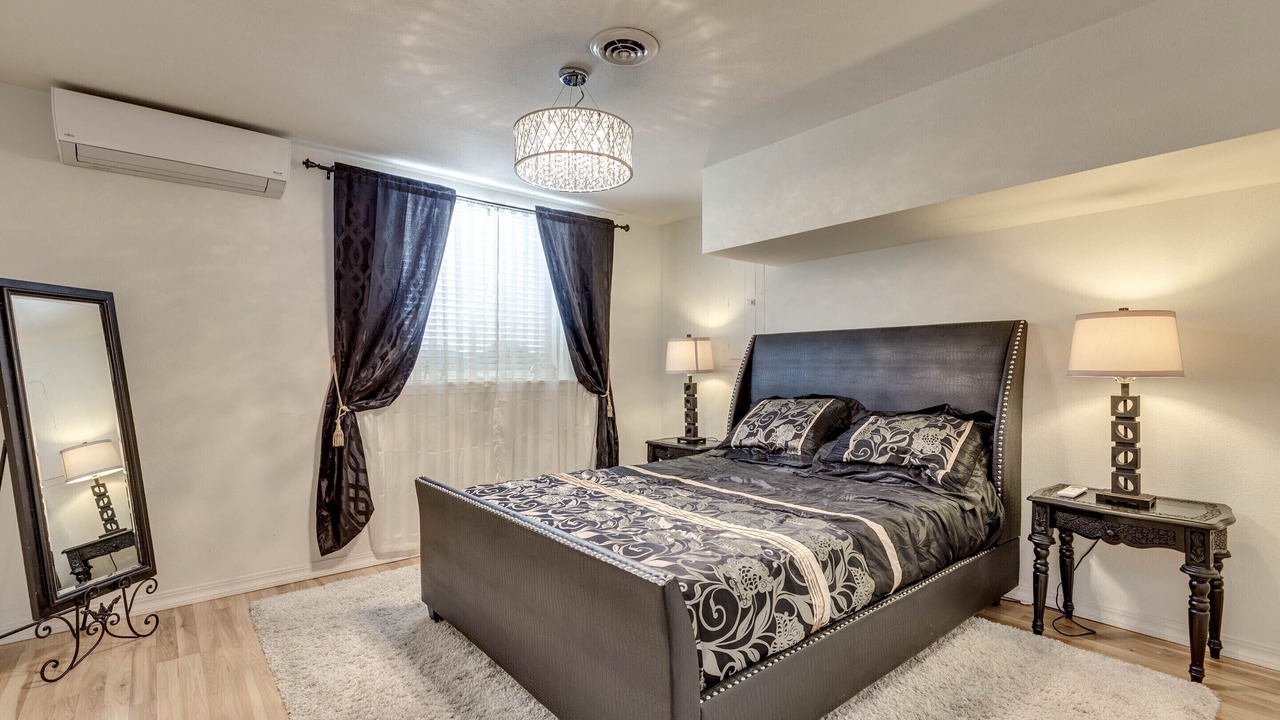 Photo of Bedroom in Gardiner