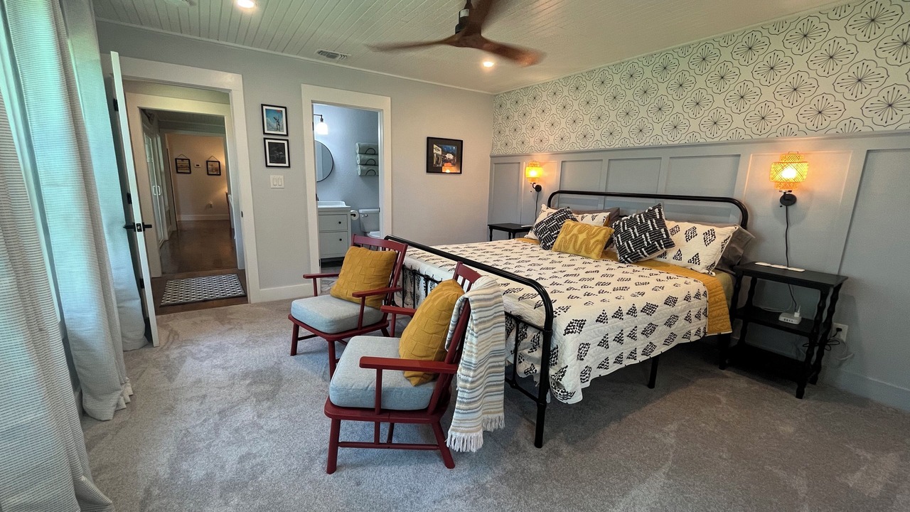 Photo of Bedroom in Canyon Lake