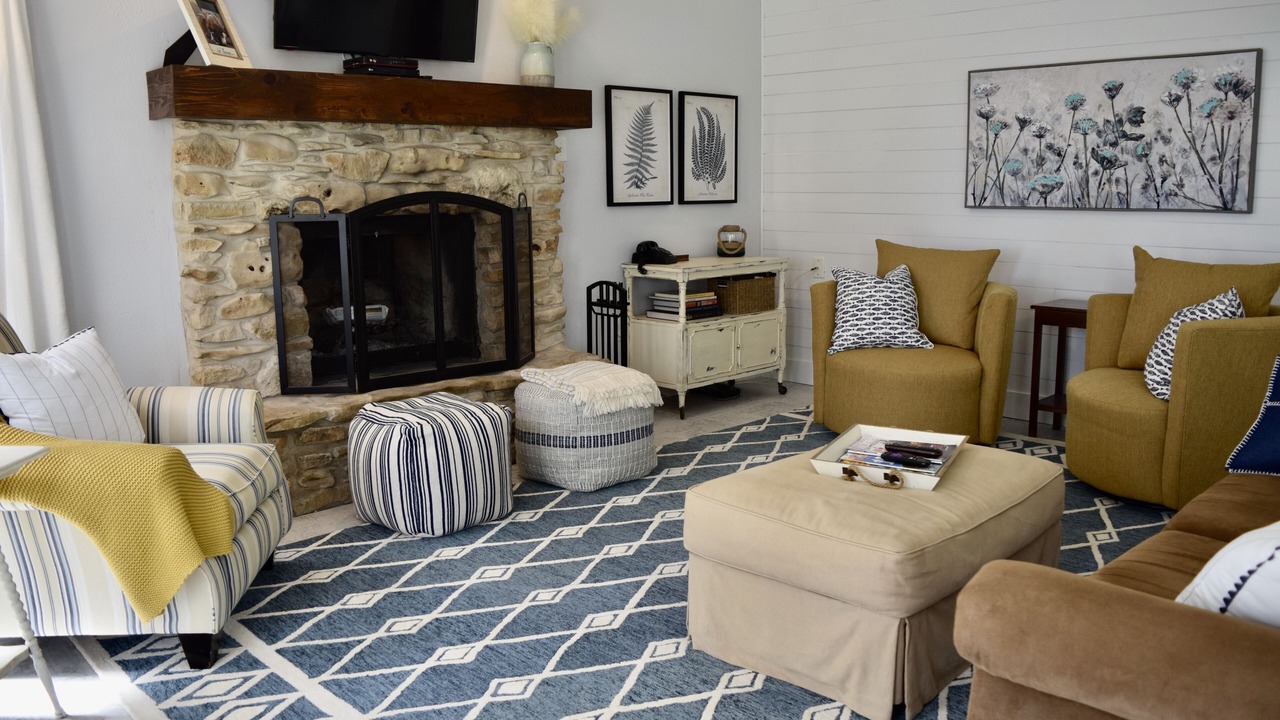 Photo of Livingroom in Canyon Lake
