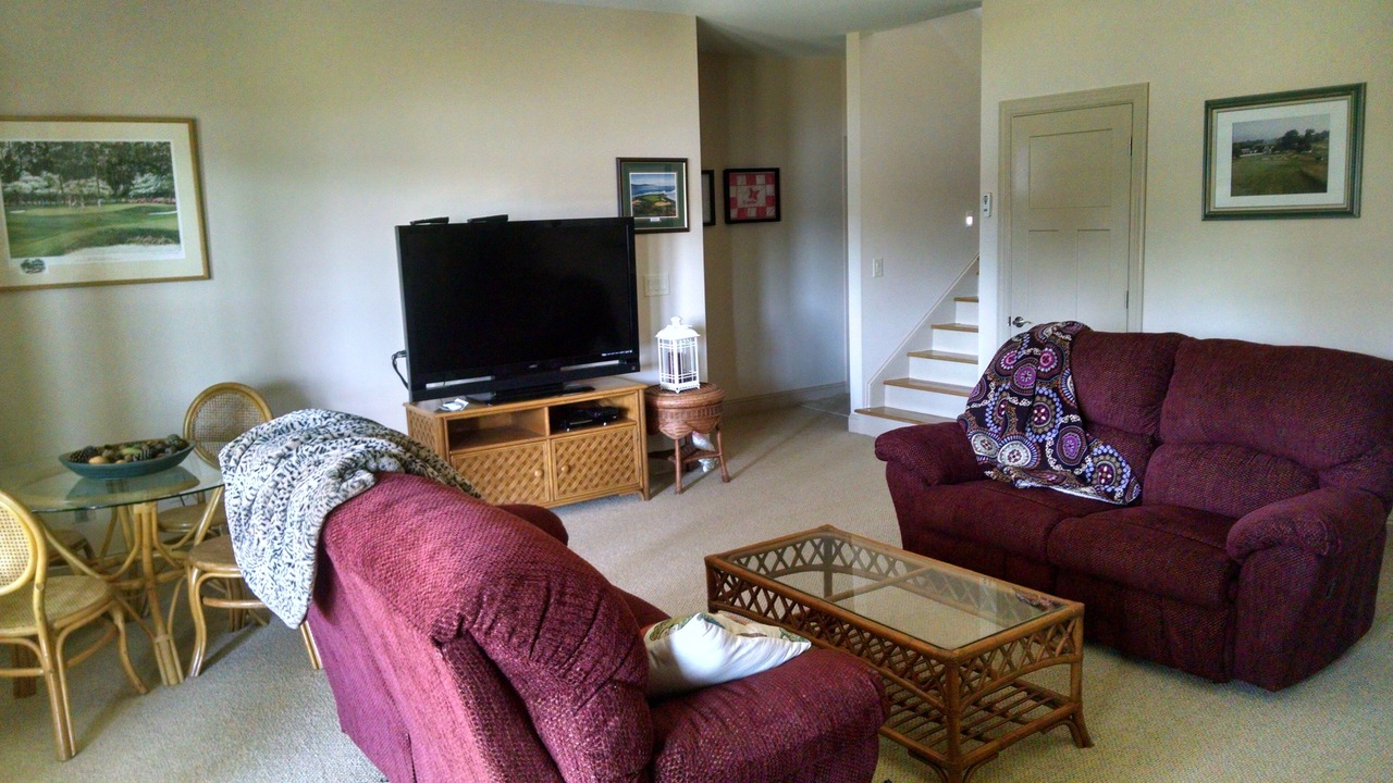 Photo of Livingroom in Seven Lakes