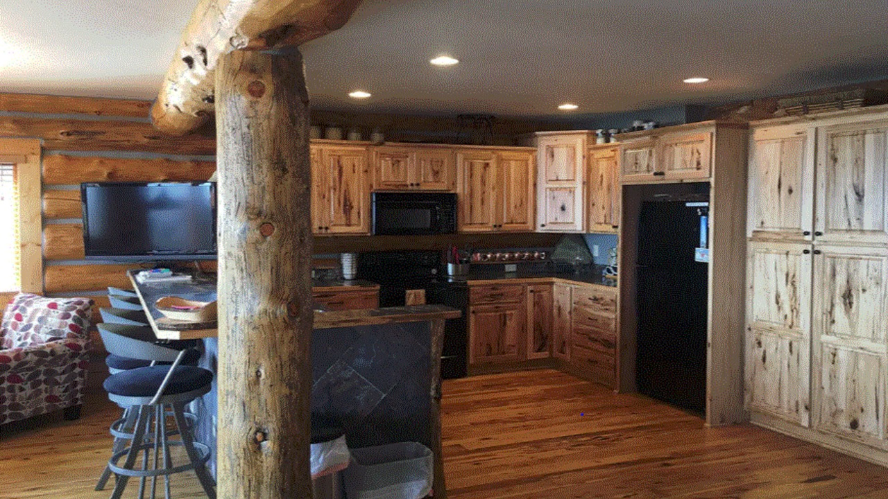 Photo of Kitchen in West Yellowstone