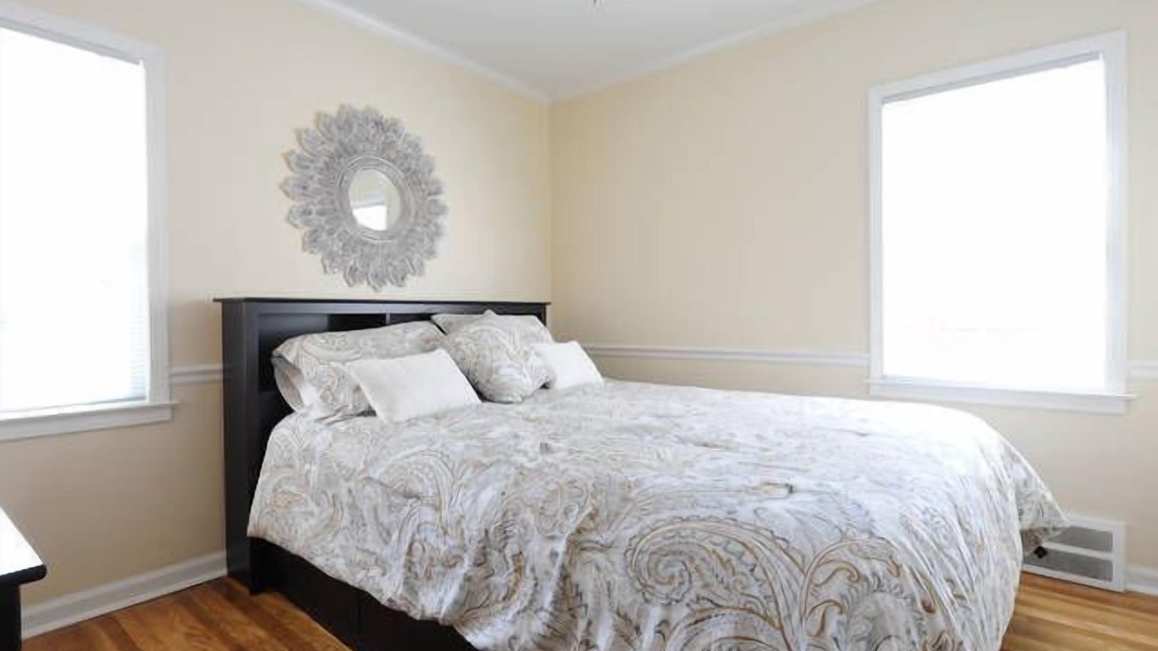 Photo of Bedroom in Oak Park