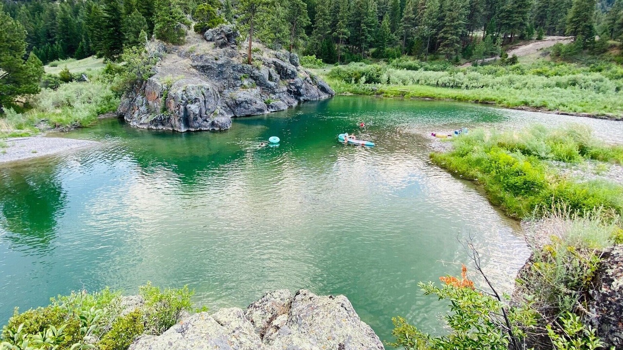 Photo of Others in Cascade