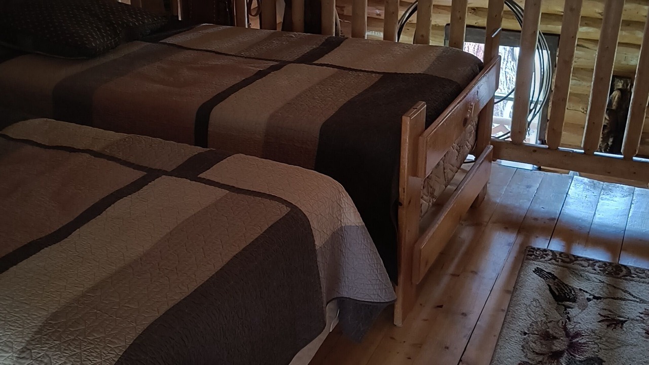 Photo of Bedroom in Cascade