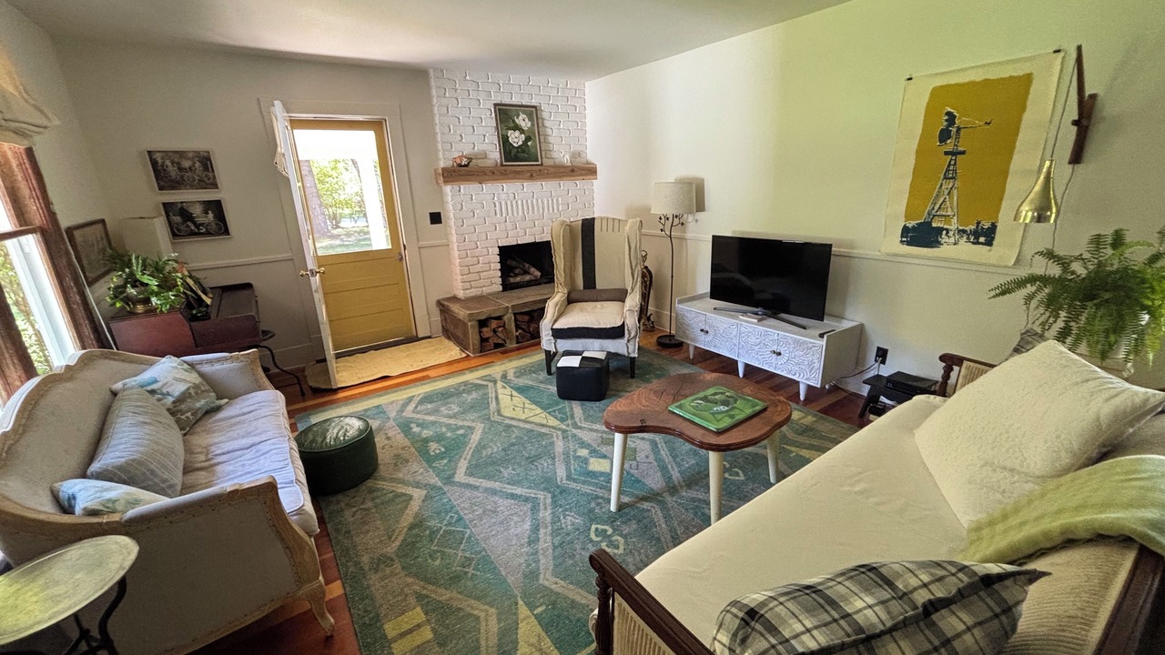 Photo of Livingroom in Columbia Falls