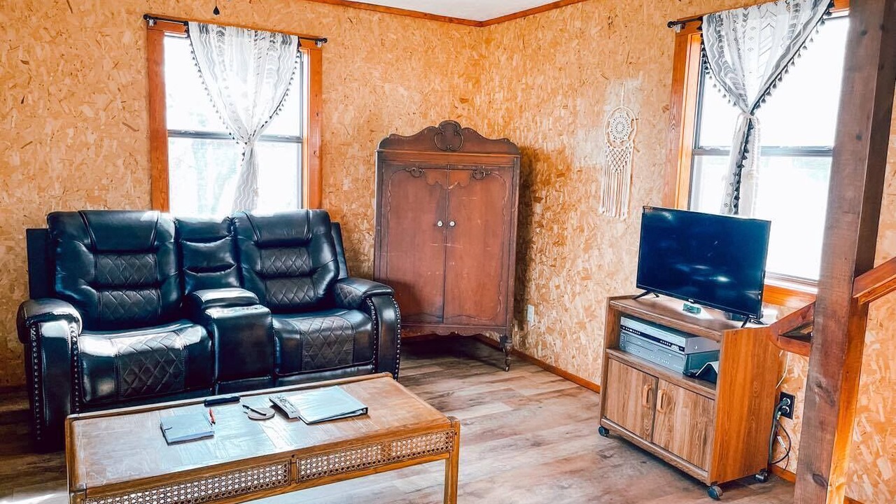 Photo of Bedroom in Pencil Bluff