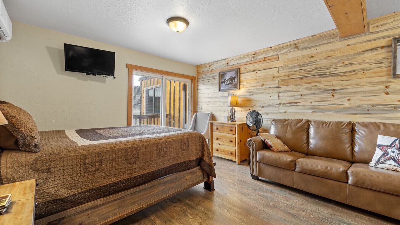 Photo of Bedroom in Hermosa