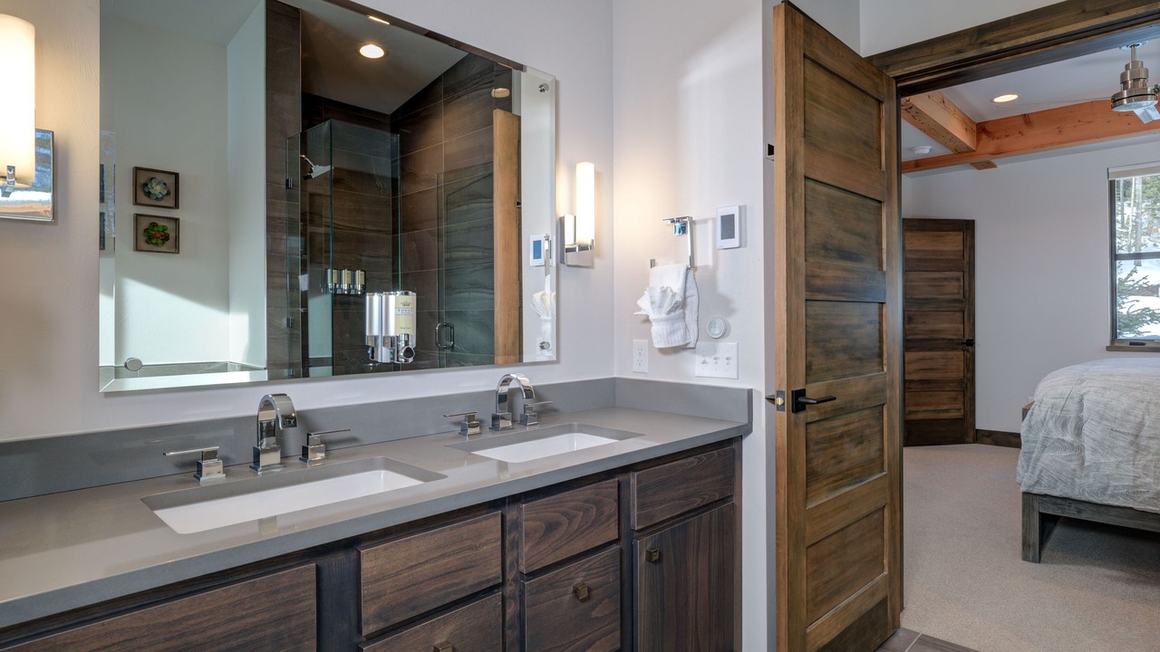 Photo of Bathroom in Powder Ridge