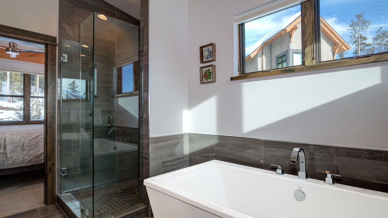 Photo of Bathroom in Powder Ridge