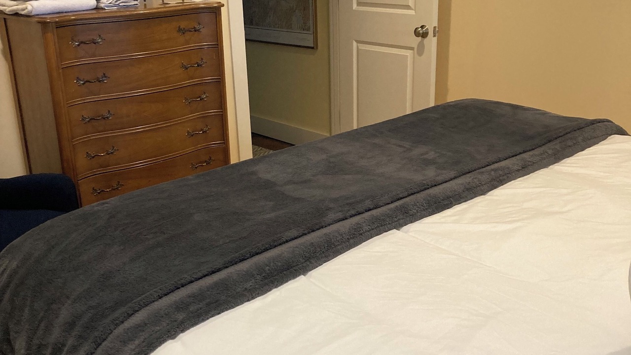 Photo of Bedroom in Central Houghton