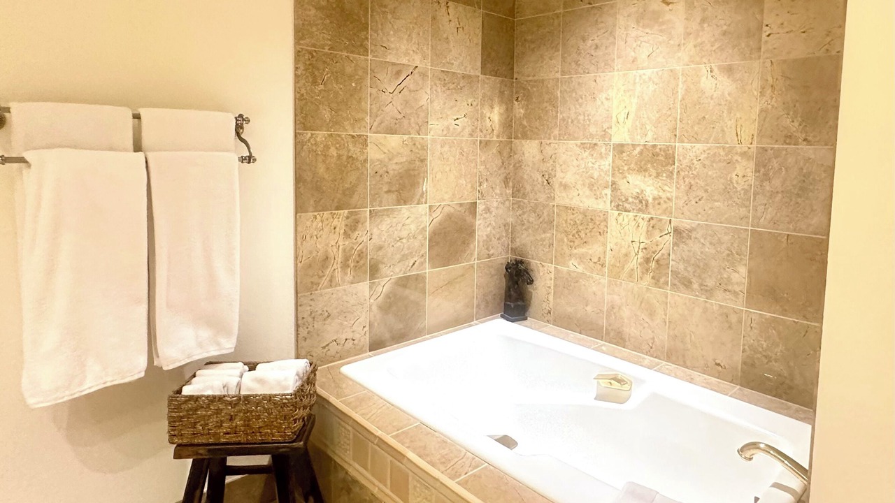 Photo of Bathroom in Teton Pines