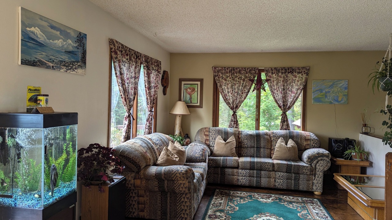 Photo of Livingroom in Columbia Falls