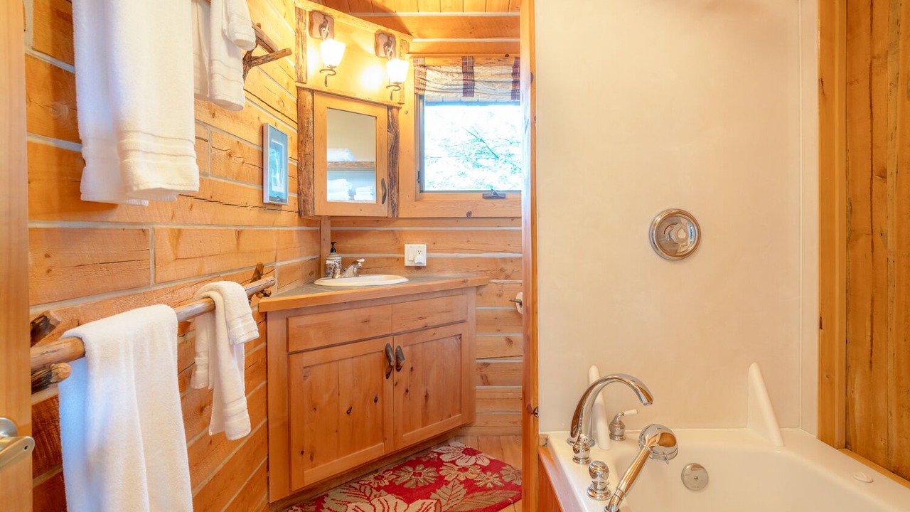 Photo of Bathroom in Stanley